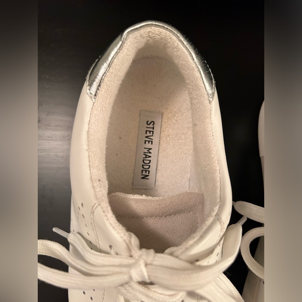 Steve Madden Rezume Sneakers, White Leather Upper Suede Accents Women's 9.5 - Picture 8 of 10
